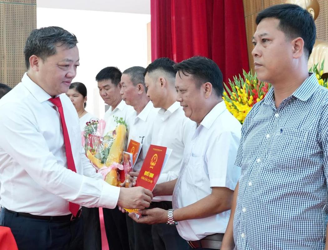 Tinh gọn tổ dân phố tại Sơn Trà, An Hải: Nhanh chóng ổn định bộ máy cơ sở