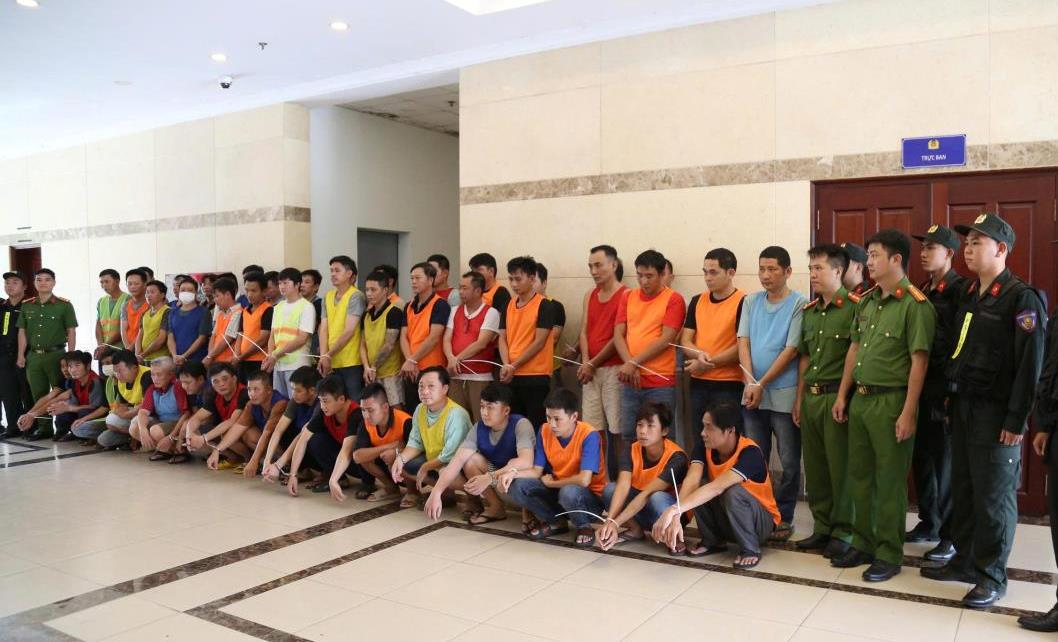 Bắt tạm giam 40 đối tượng liên quan đến đường dây cờ bạc trực tuyến giao dịch hơn 559 tỷ đồng