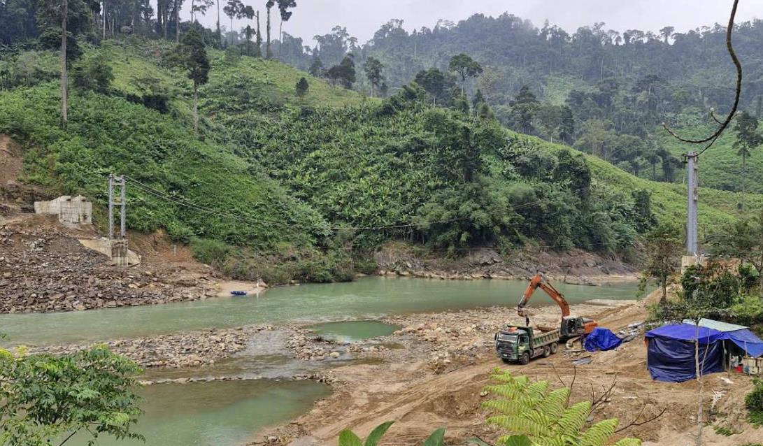 Cầu treo… treo mãi