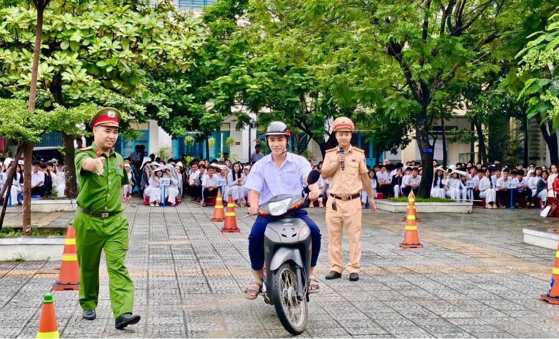 Nâng cao kỹ năng lái xe an toàn cho học sinh