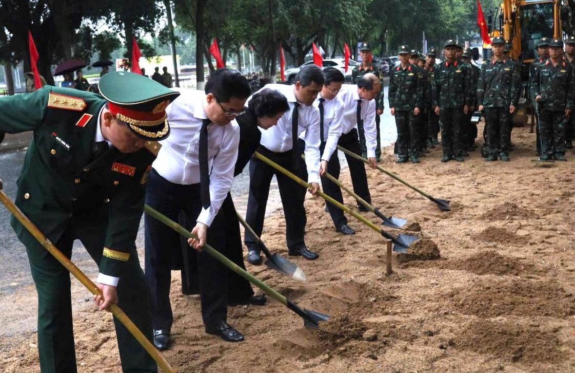 Quảng Ngãi bắt đầu khai quật khu vực nghi có hố chôn tập thể liệt sĩ
