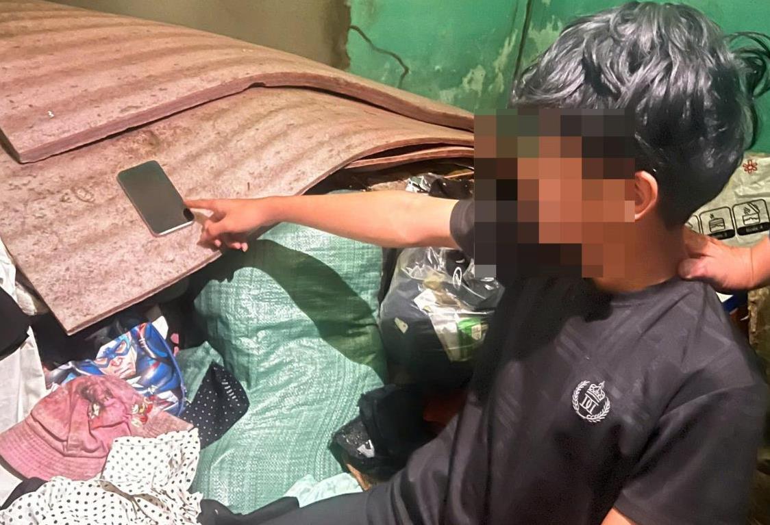 Truy xét nhóm thiếu niên đột nhập cửa hàng điện thoại di động trộm cắp tài sản