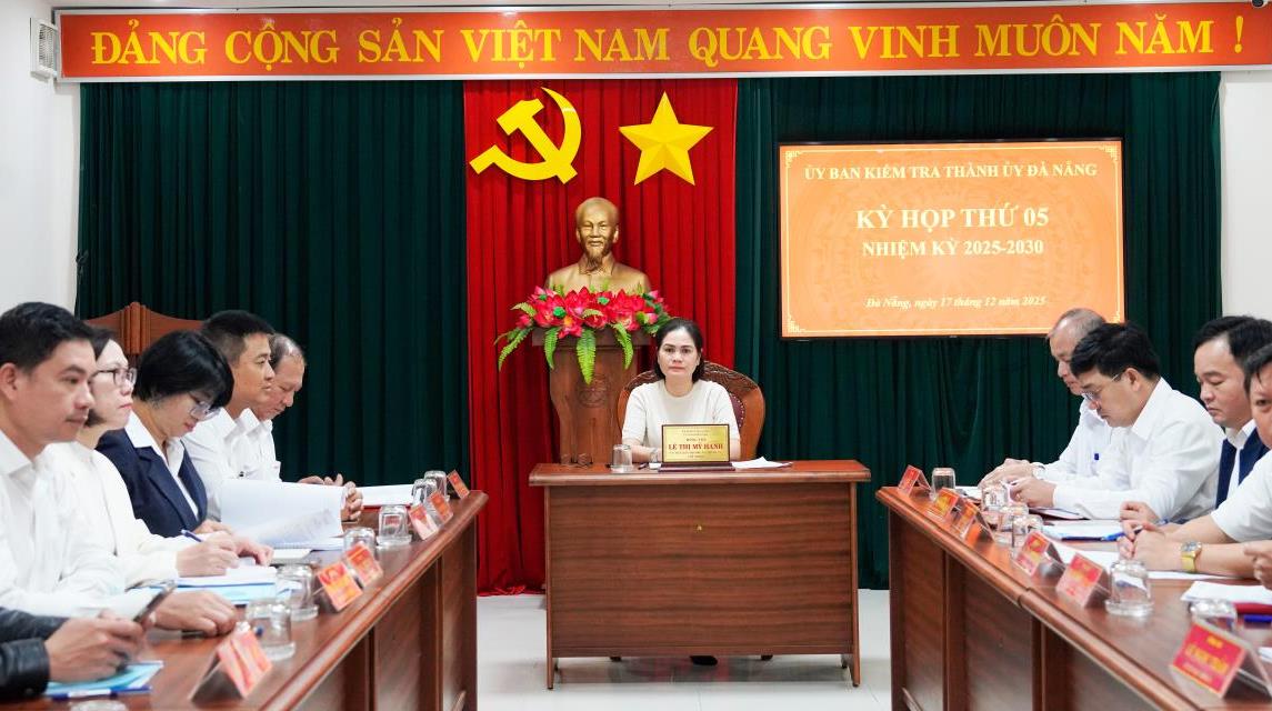 Khai trừ Đảng cựu Phó Bí thư Chi bộ Công ty cổ phần giao thông vận tải Quảng Nam