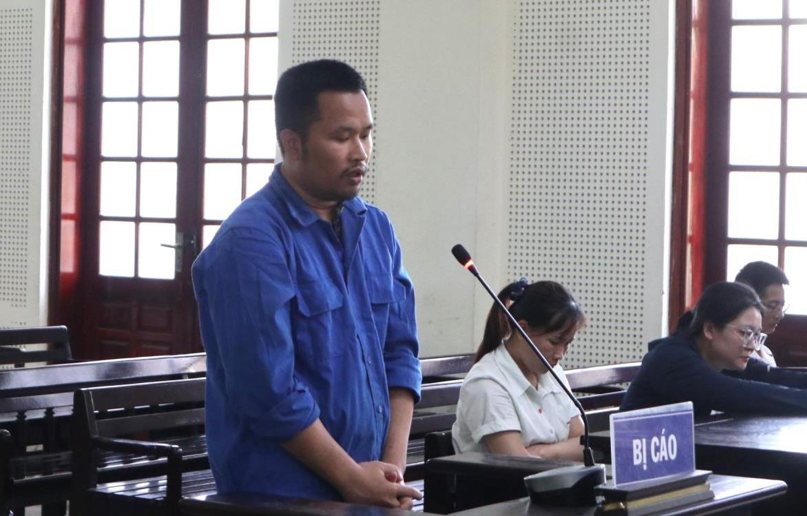 Giám đốc công ty lừa đảo chiếm đoạt tiền tỷ bằng thủ đoạn vẽ hồ sơ du học