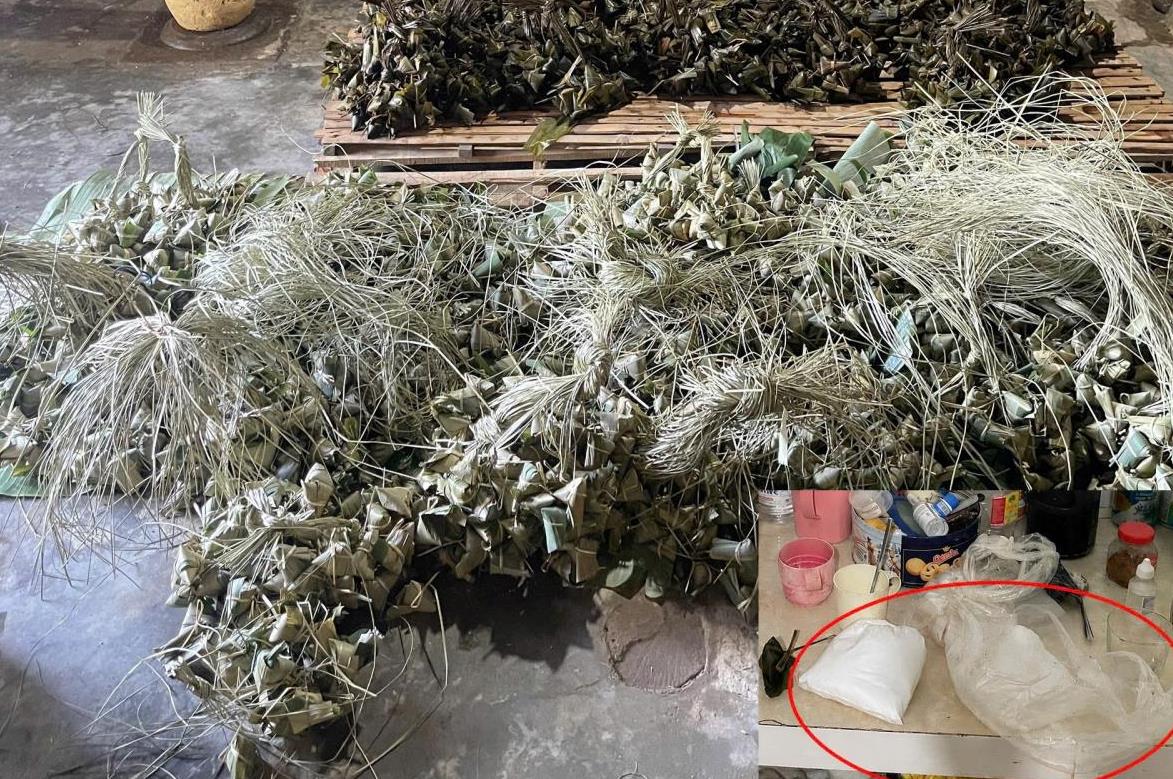 Bánh ú tro ngậm hàn the