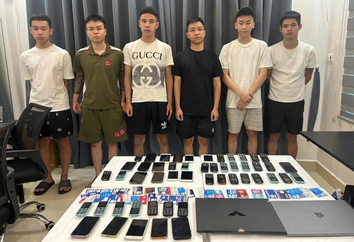 Vững vàng trên trận tuyến không tiếng súng