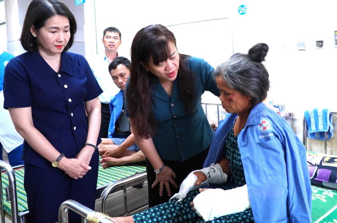 Tập trung nguồn lực điều trị cho các bệnh nhân vụ sạt lở đất