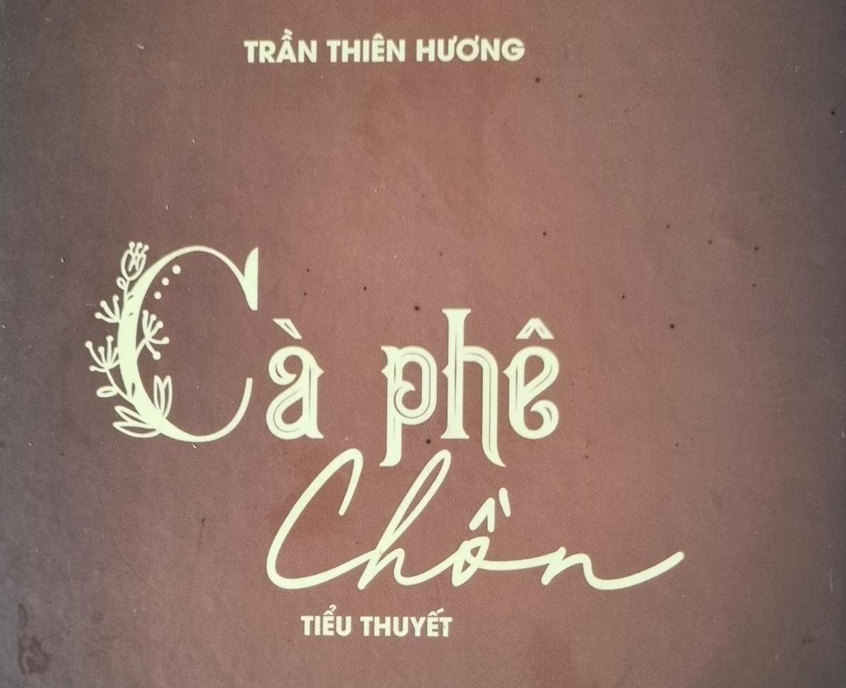Góc nhìn sử liệu trong Cà phê chồn