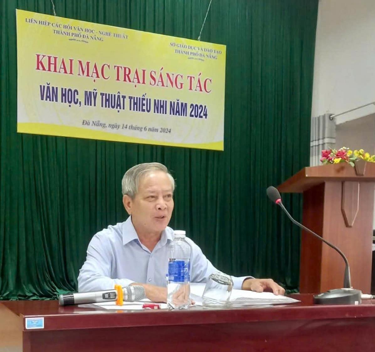 Bìa sách "Những ban mai tinh khiết - Thơ và trường ca".