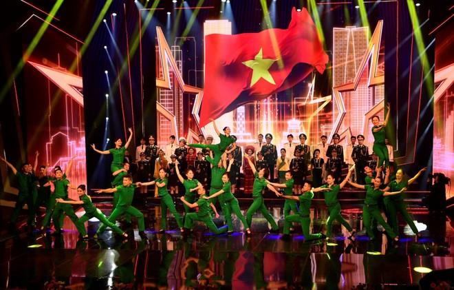 Thượng tướng Trịnh Văn Quyết, Ủy viên Trung ương Đảng, Phó Chủ nhiệm Tổng cục Chính trị Quân đội Nhân dân Việt Nam phát biểu tại lễ khai mạc.