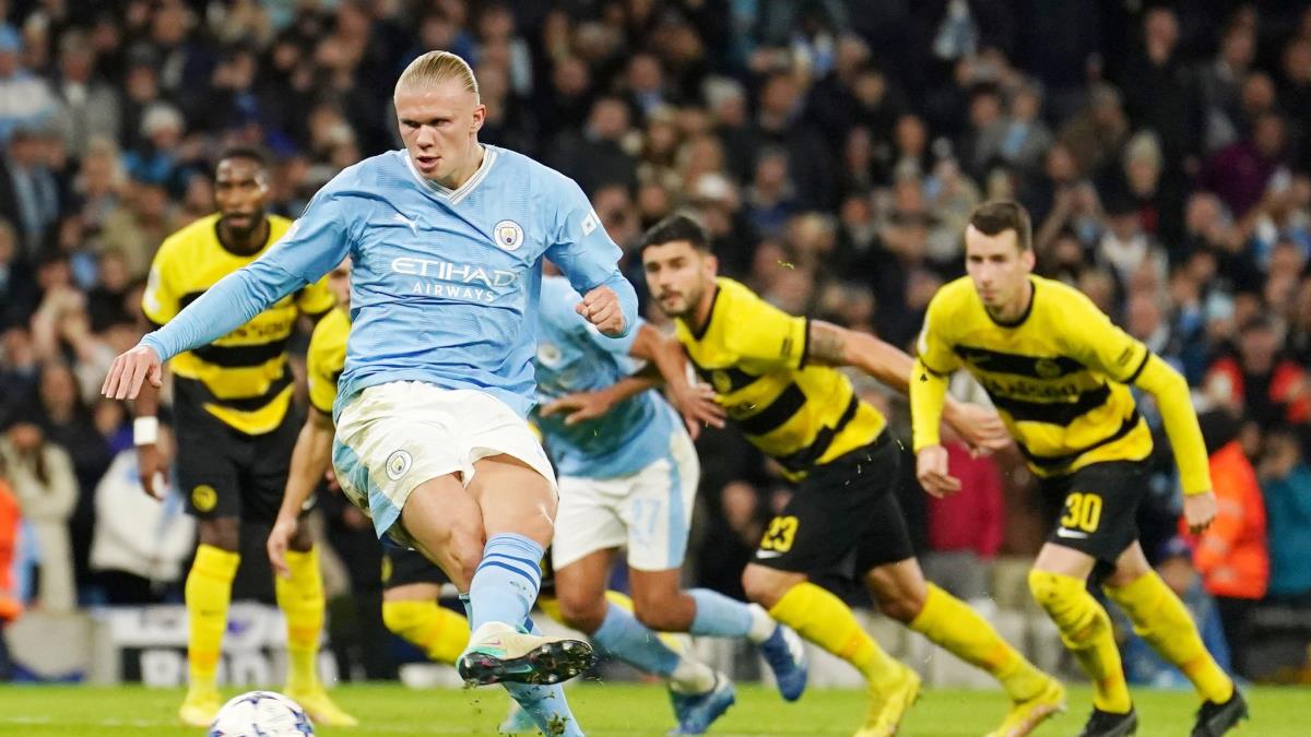 Haaland cùng Man City là đội đầu tiên giành vé vào vòng 1/8.