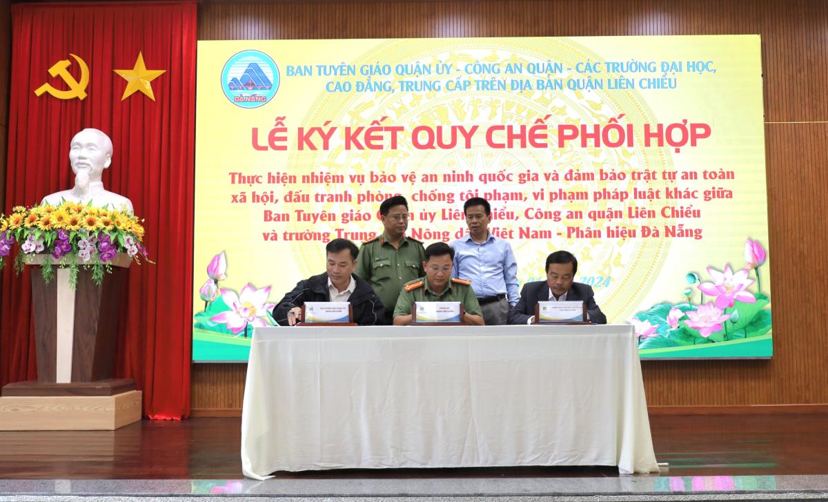 Ký kết Quy chế phối hợp với Trường Trung cấp Nông dân Việt Nam - Phân hiệu Đà Nẵng.