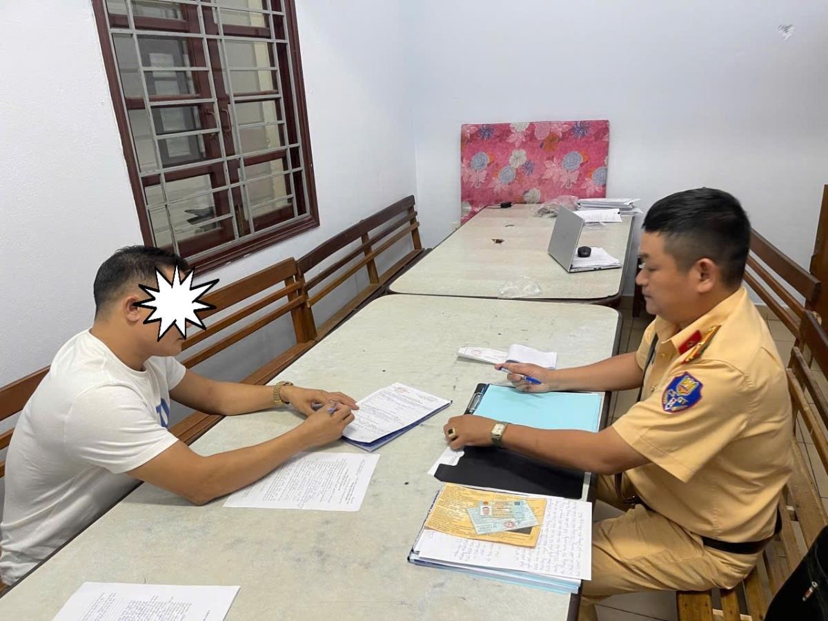 Đối tượng Tài tại cơ quan Công an.