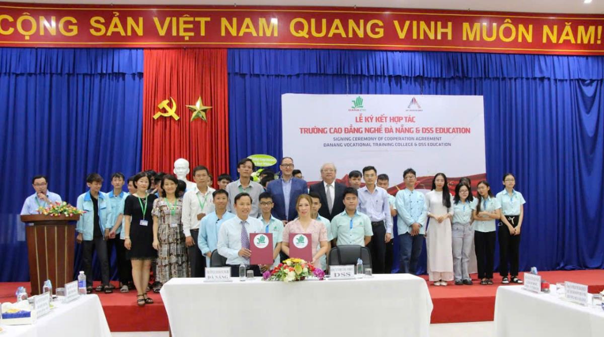 Ký kết Biên bản ghi nhớ hợp tác giữa DSS Group và Trường Cao Đẳng Nghề Đà Nẵng