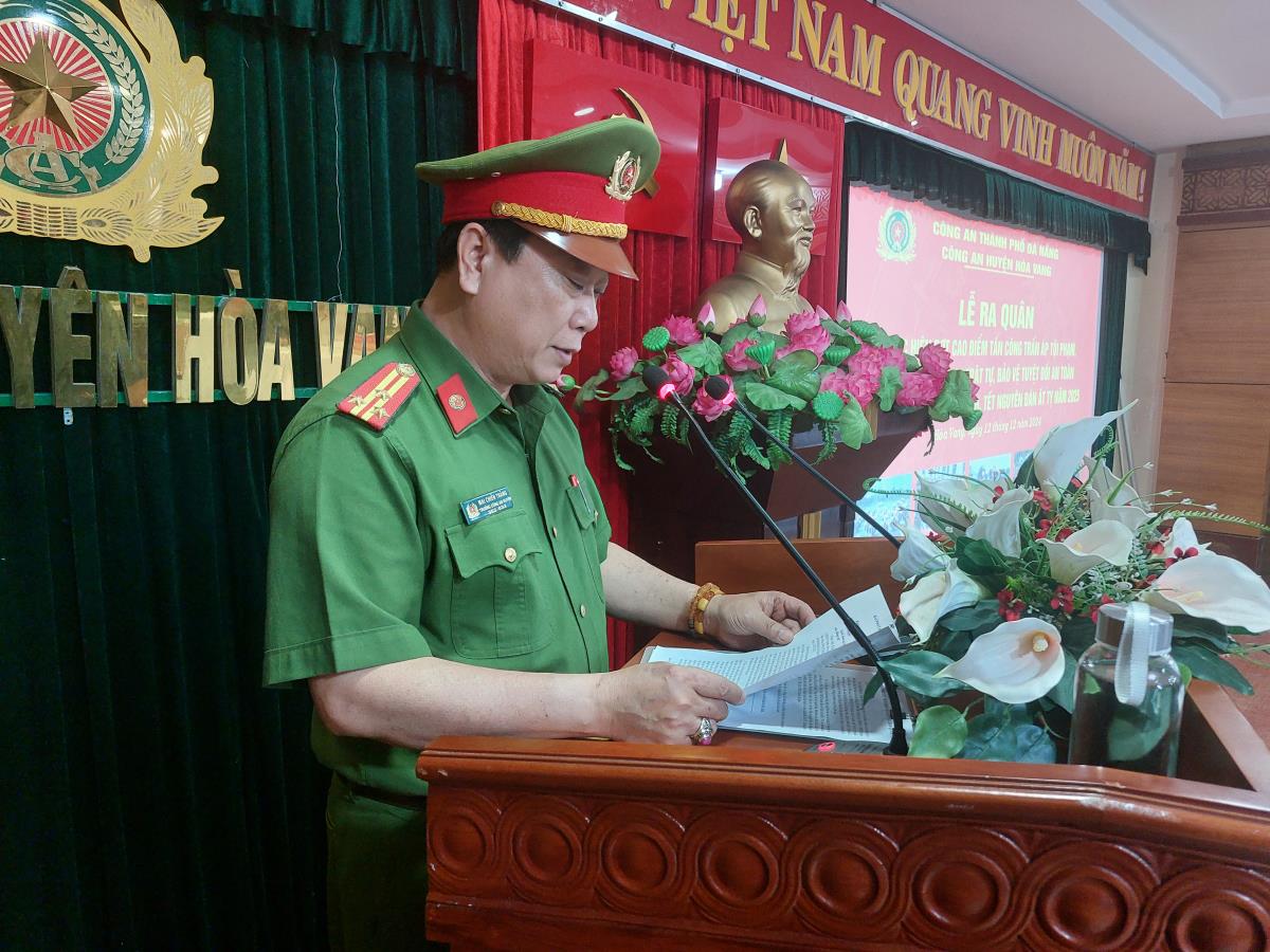 Lực lượng Công an huyện Hòa Vang ra quân tại lễ phát động