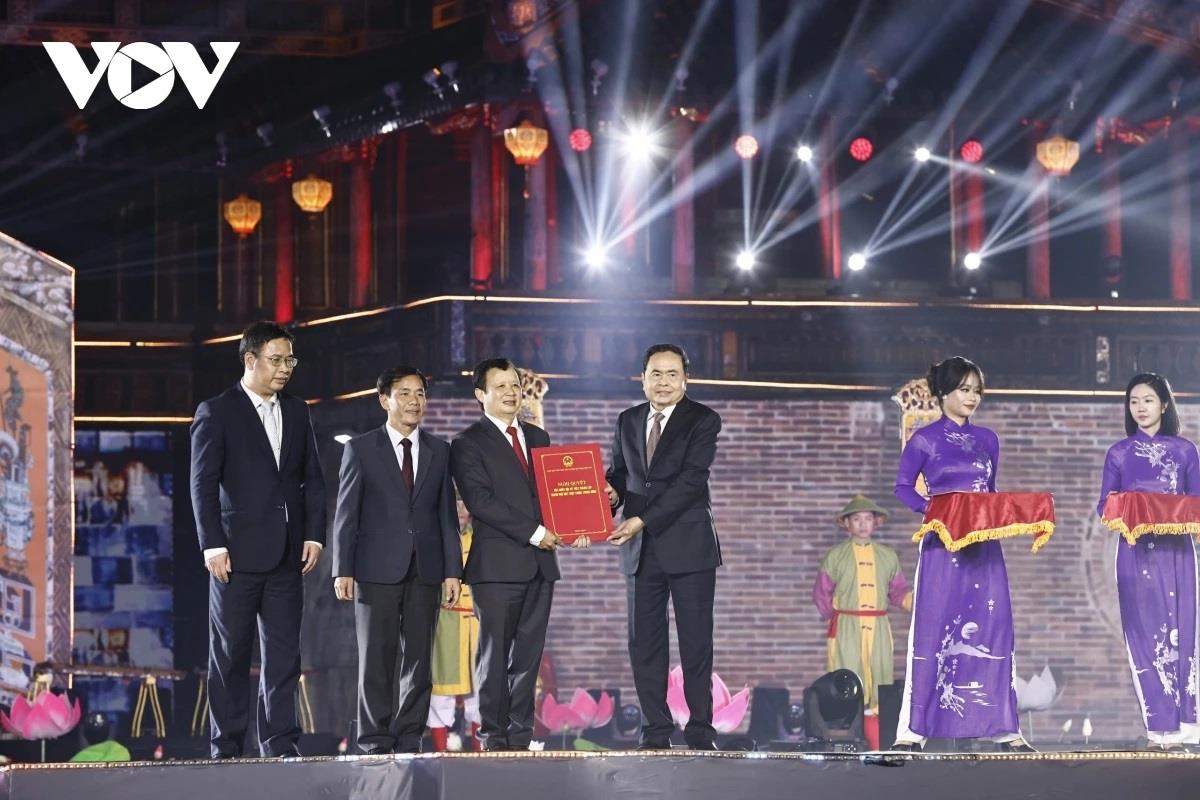 Trình diễn nghệ thuật tại buổi lễ