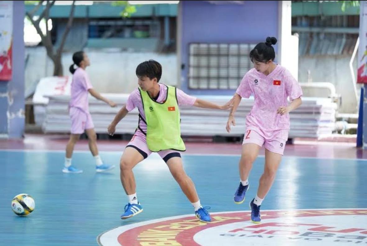 Đội tuyển fustal nữ Việt Nam tích cực tập luyện chuẩn bị cho Indoor Game và Vòng loại World Cup Futsal nữ