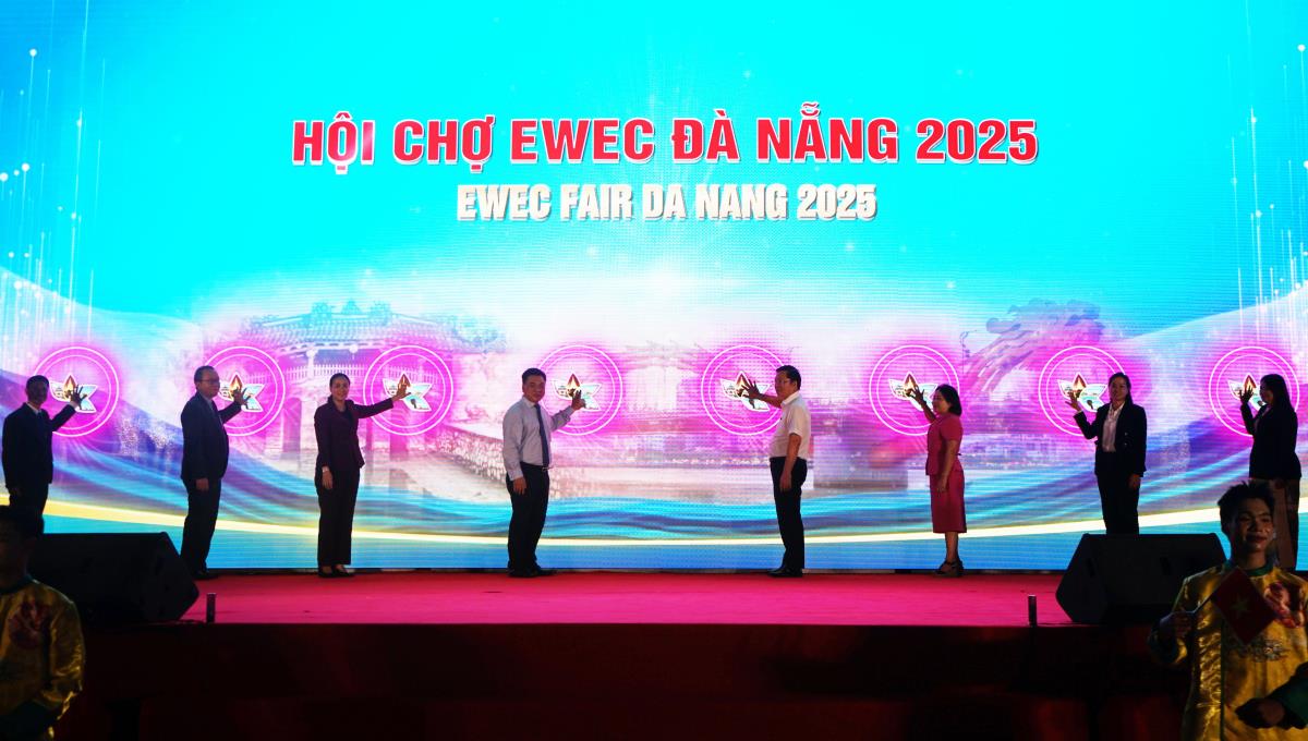 1 doanh nghiệp Myanmar lần đầu tiên tham gia Hội chợ EWEC Đà Nẵng - 2025, mong muốn tìm được đối tác tiêu thụ sản phẩm
tại Việt Nam.