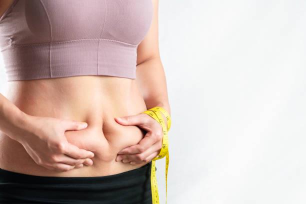 Lối sống năng động và chế độ dinh dưỡng hợp lý giúp ngăn ngừa mỡ nội tạng - Ảnh: Stocksy