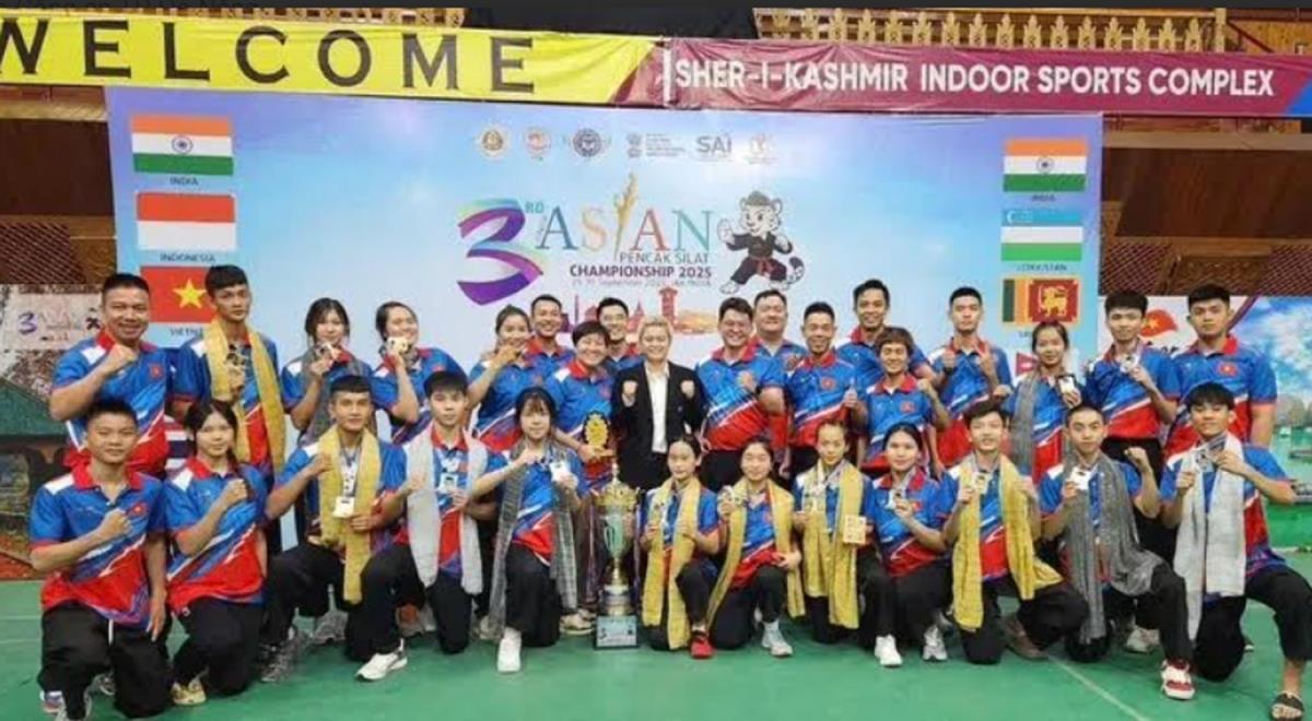 Các thành viên đội tuyển Pencak Silat Việt Nam.