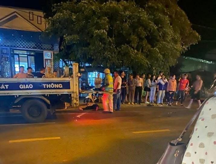 Hiện trường vụ việc R.L.T. tông vào chốt kiểm tra nồng độ cồn trên QL19B.