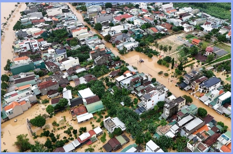 Nhà dân tại xã Nghĩa Hành ngập trong nước