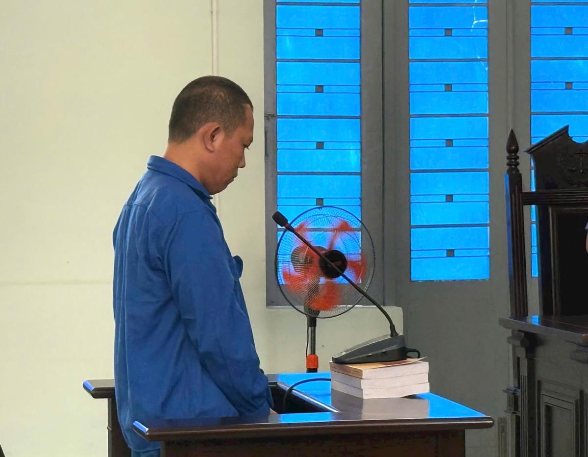 Bị cáo Đinh Hoàng Kim Vũ tại phiên tòa.