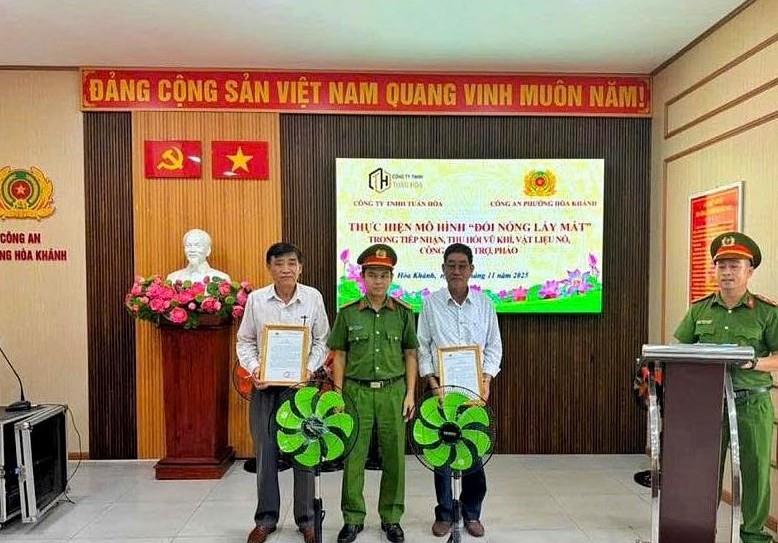 Mô hình "đổi nóng lấy mát" của Công an phường Hòa Khánh được triển khai đạt hiệu quả