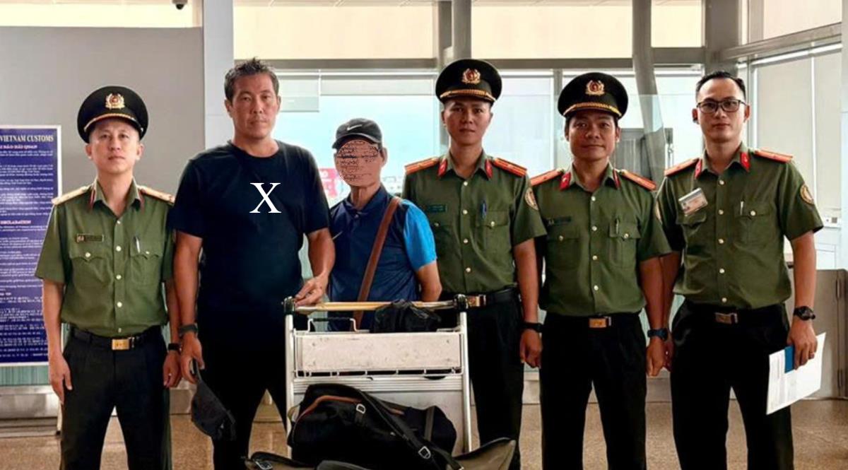 Lực lượng Quản lý xuất nhập cảnh Công an tỉnh Khánh Hòa trục xuất đối tượng Omokeev Ulukbek (X).