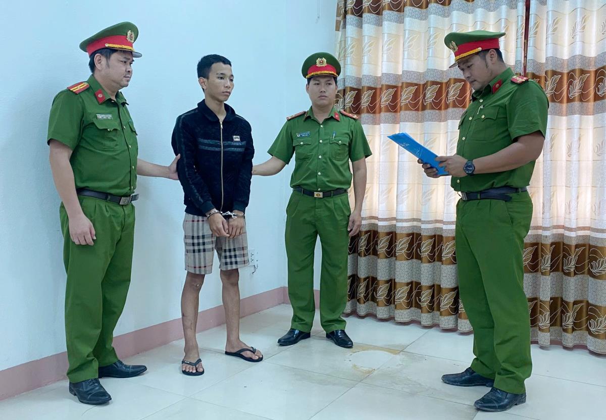 Thi hành lệnh bắt bị can để tạm giam