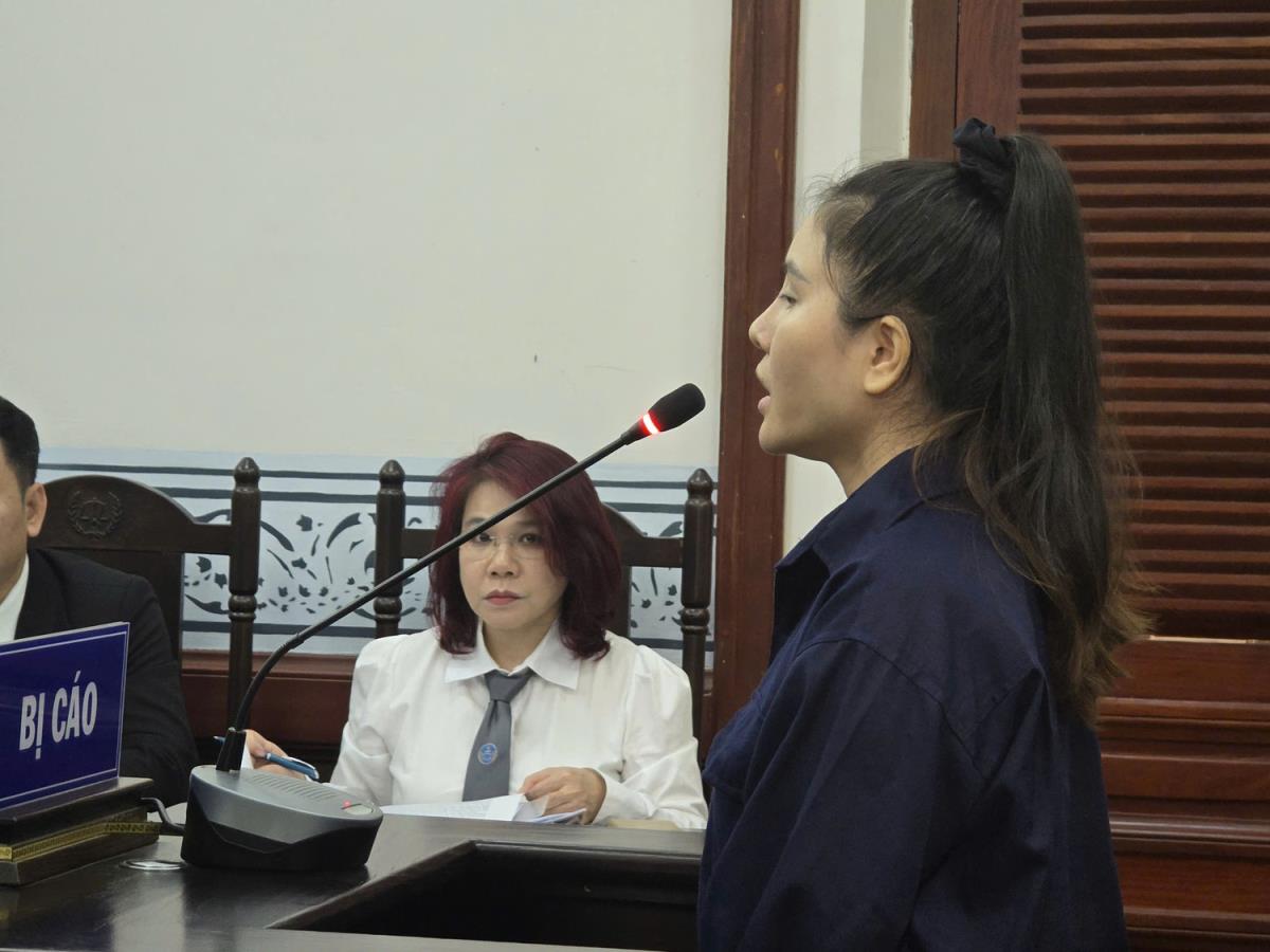 Các bị cáo tại phiên tòa.