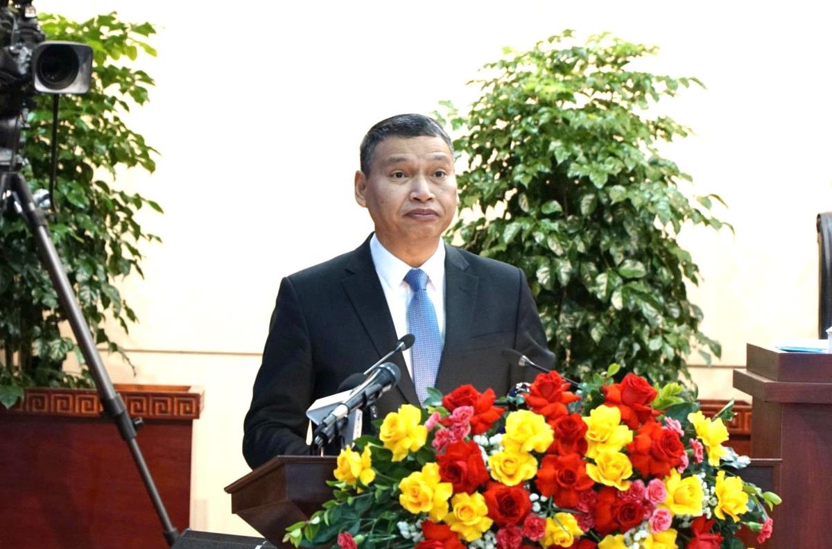 Vấn đề quy hoạch, chống ngập lụt đô thị được các đại biểu quan tâm, thảo luận.