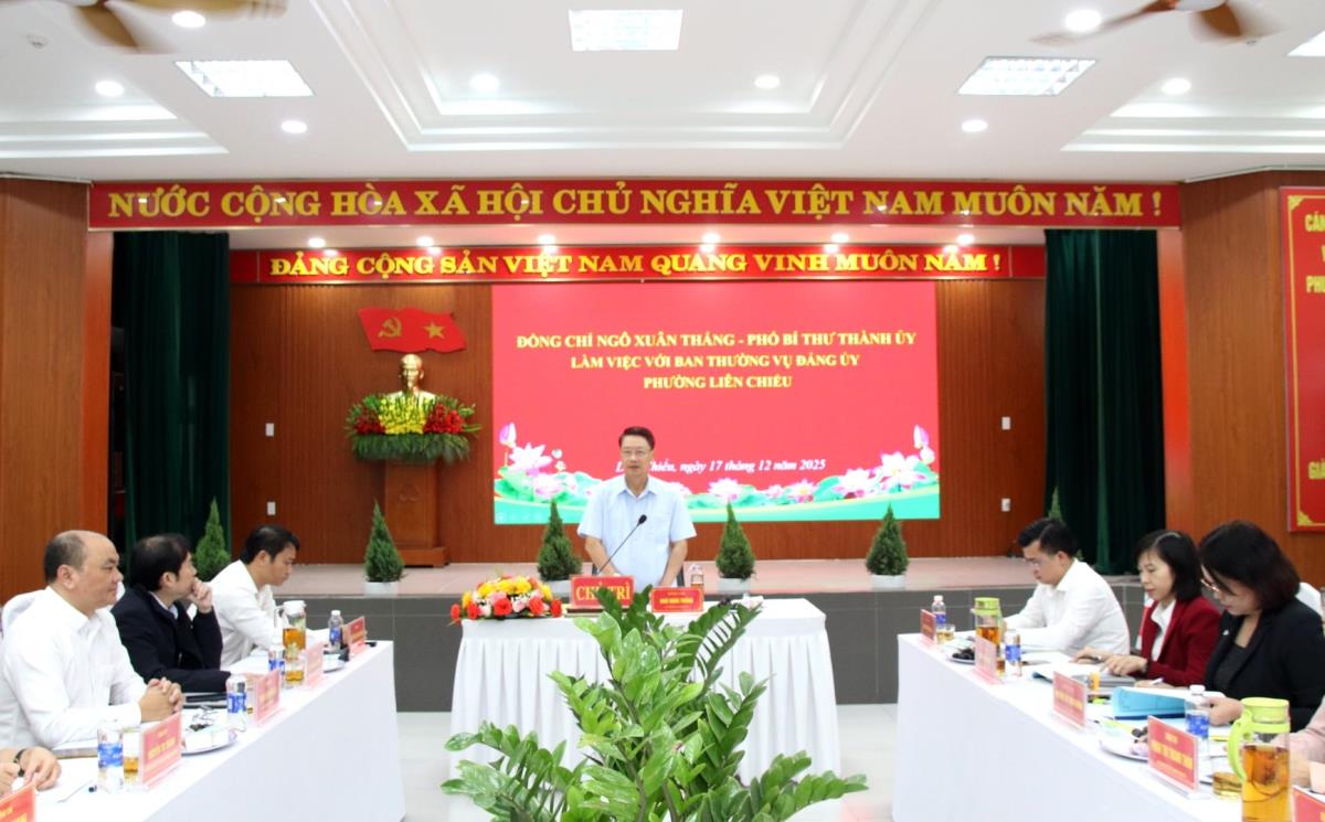 Phó Bí thư Thành ủy Ngô Xuân Thắng phát biểu tại buổi làm việc.