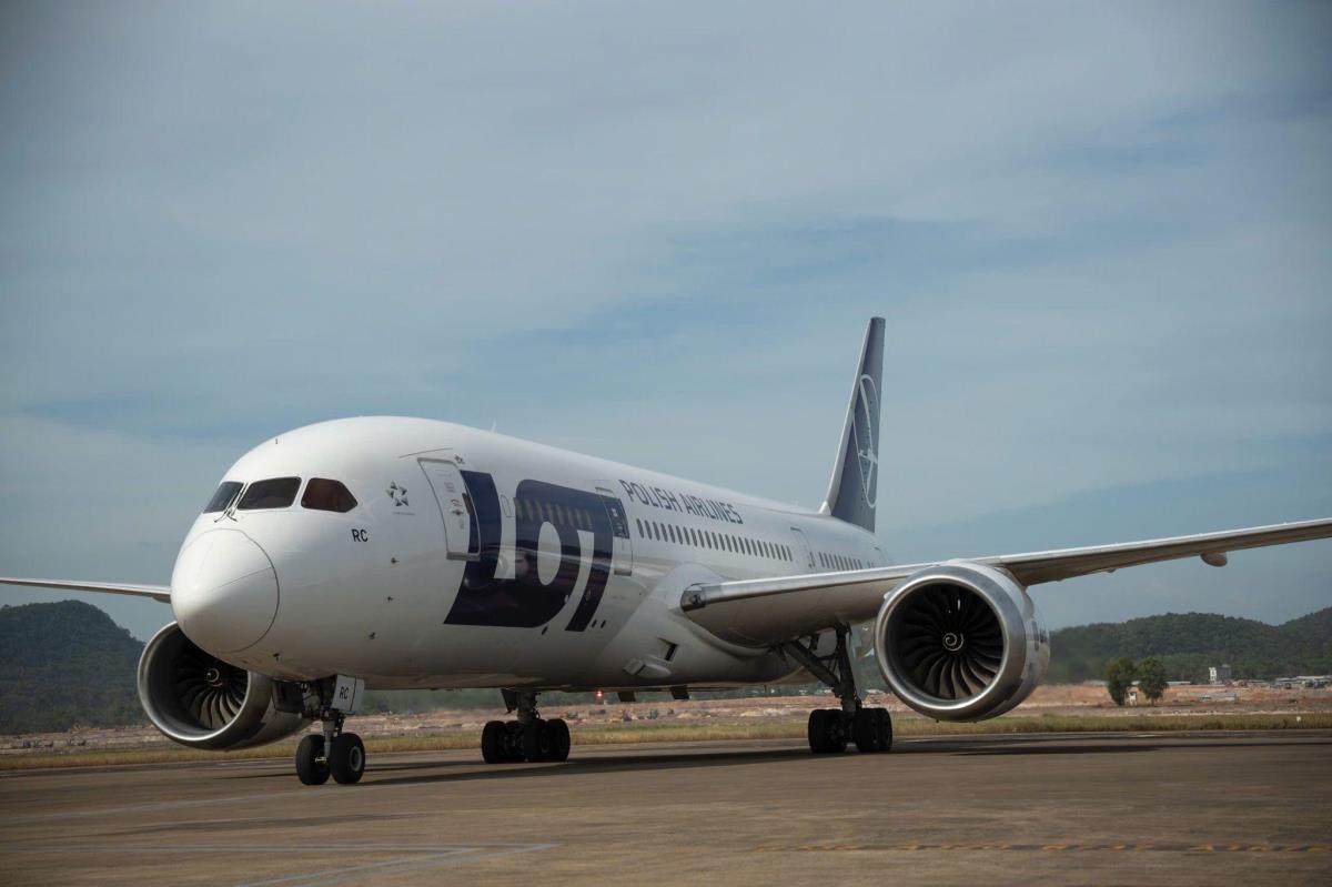 Phú Quốc cùng những trải nghiệm không đâu có được: Cáp treo 3 dây dài nhất thế giới, show diễn kỷ lục Guinness, hòn đảo duy nhất có 2 màn pháo hoa mỗi đêm,...