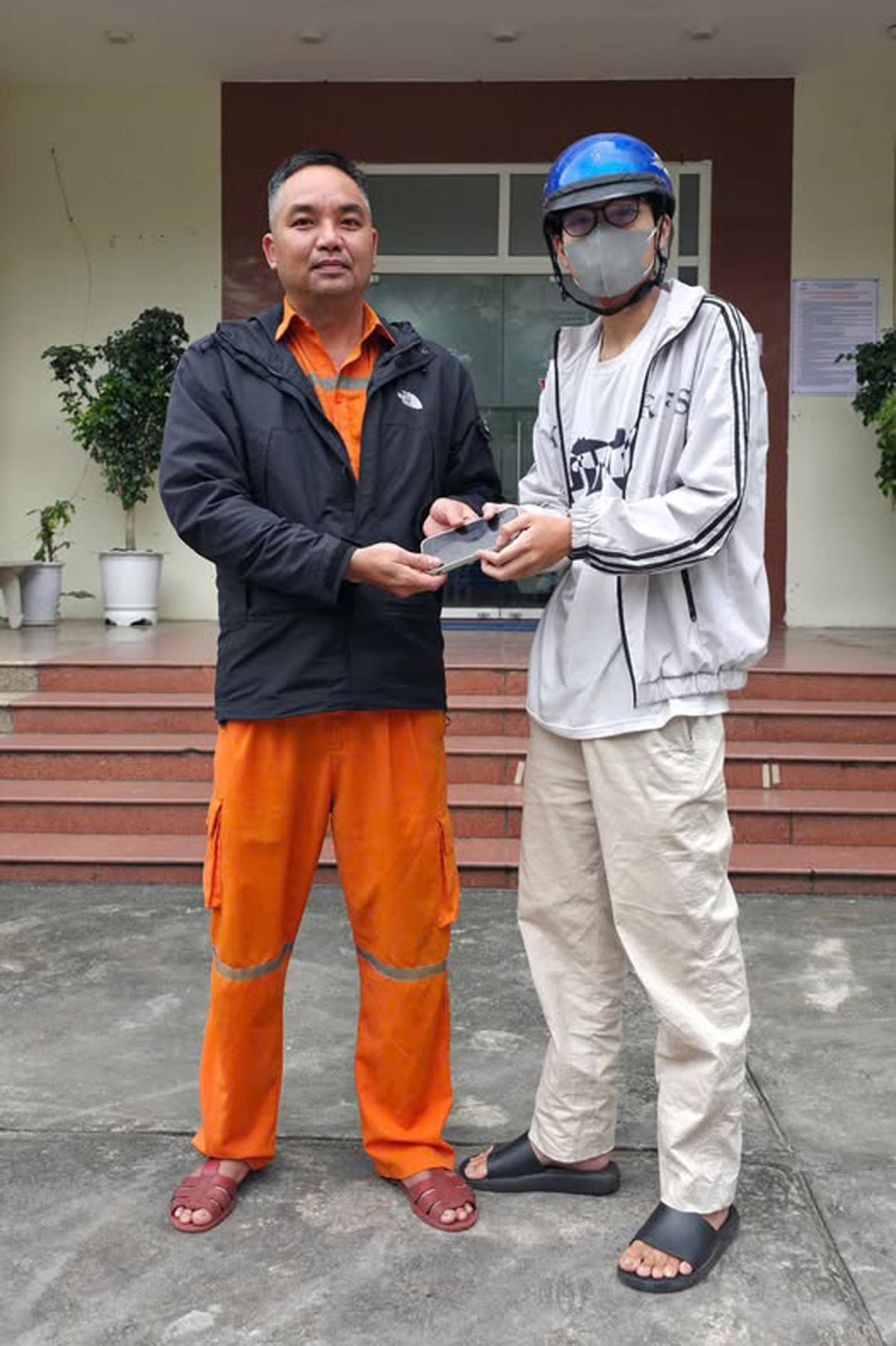 Anh Hải trao trả tài sản cho anh P.