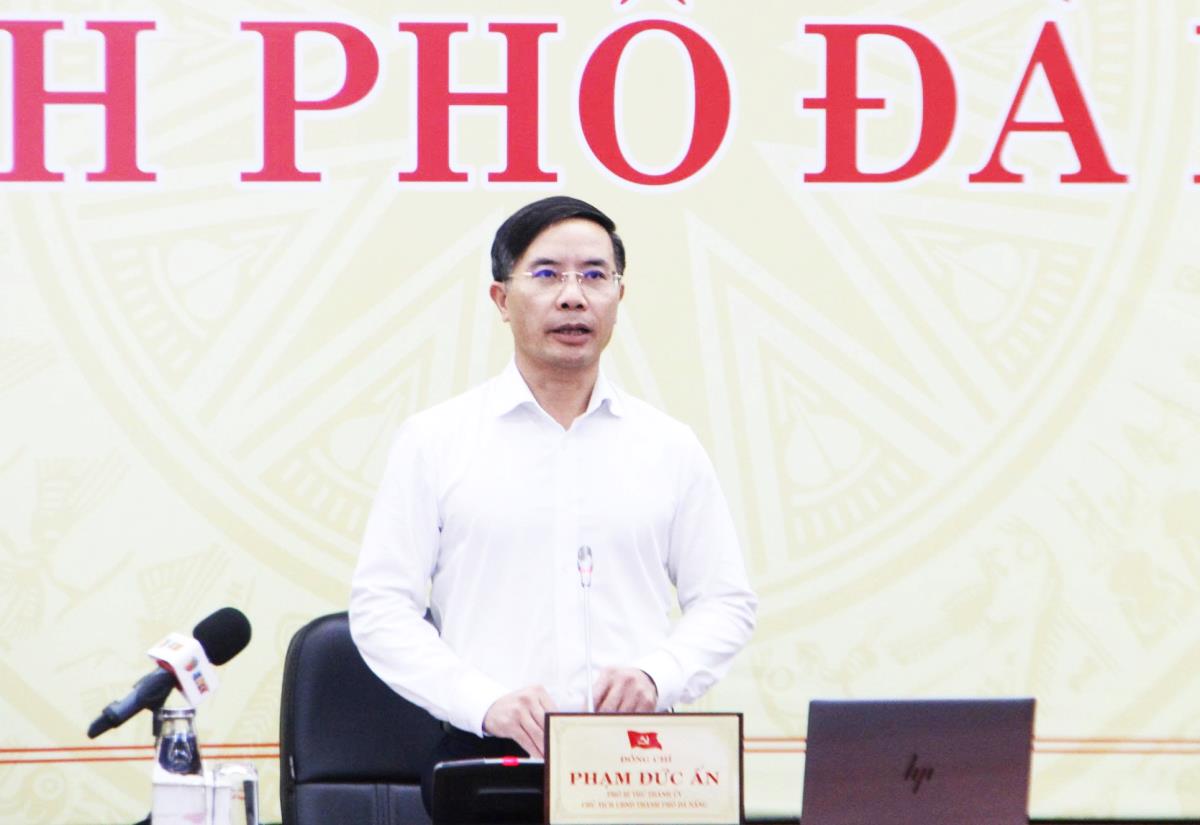 Thi công công trình cảng Liên Chiểu – Phần cơ sở hạ tầng dùng chung.