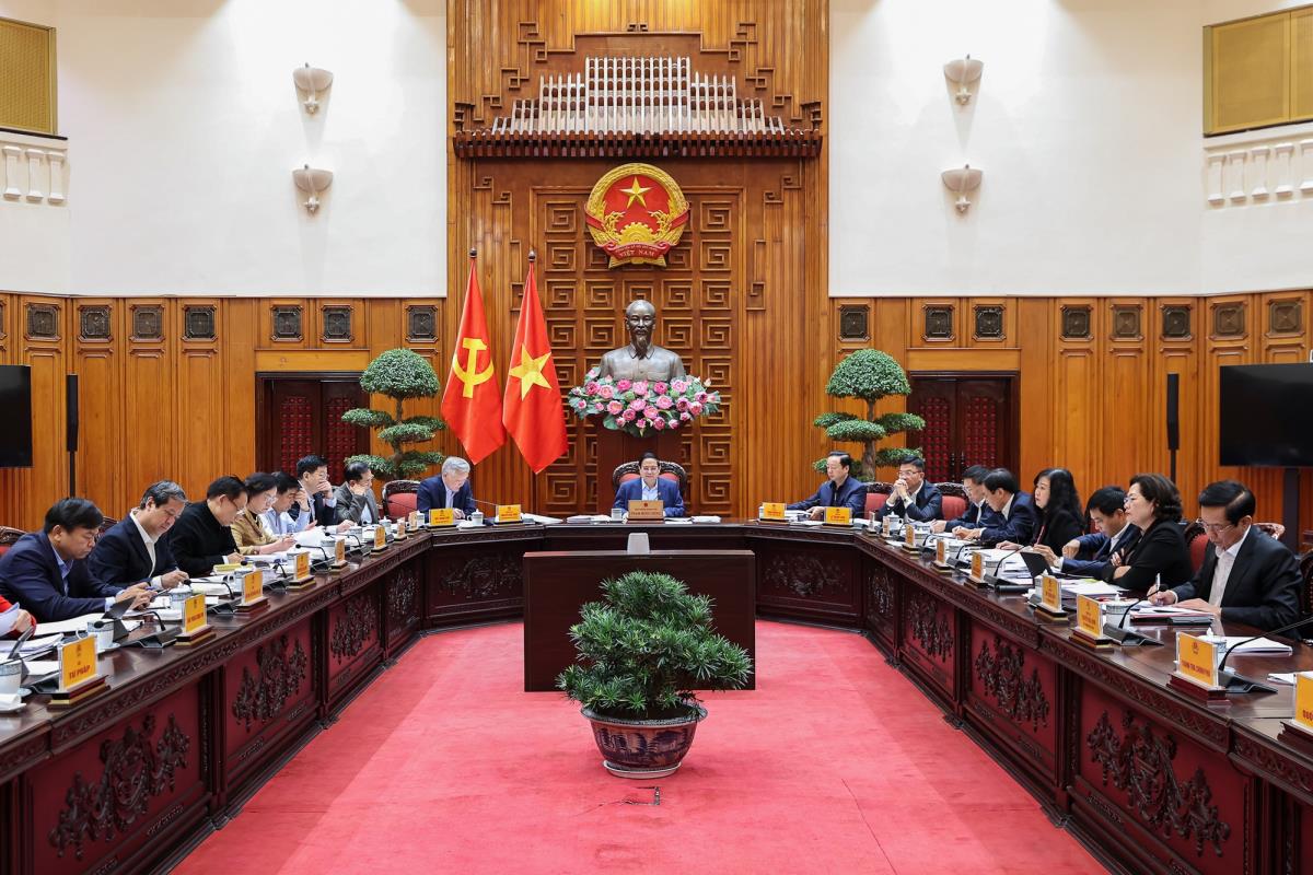 Thủ tướng Phạm Minh Chính phát biểu tại cuộc họp của Thường trực Chính phủ sáng 5-12.