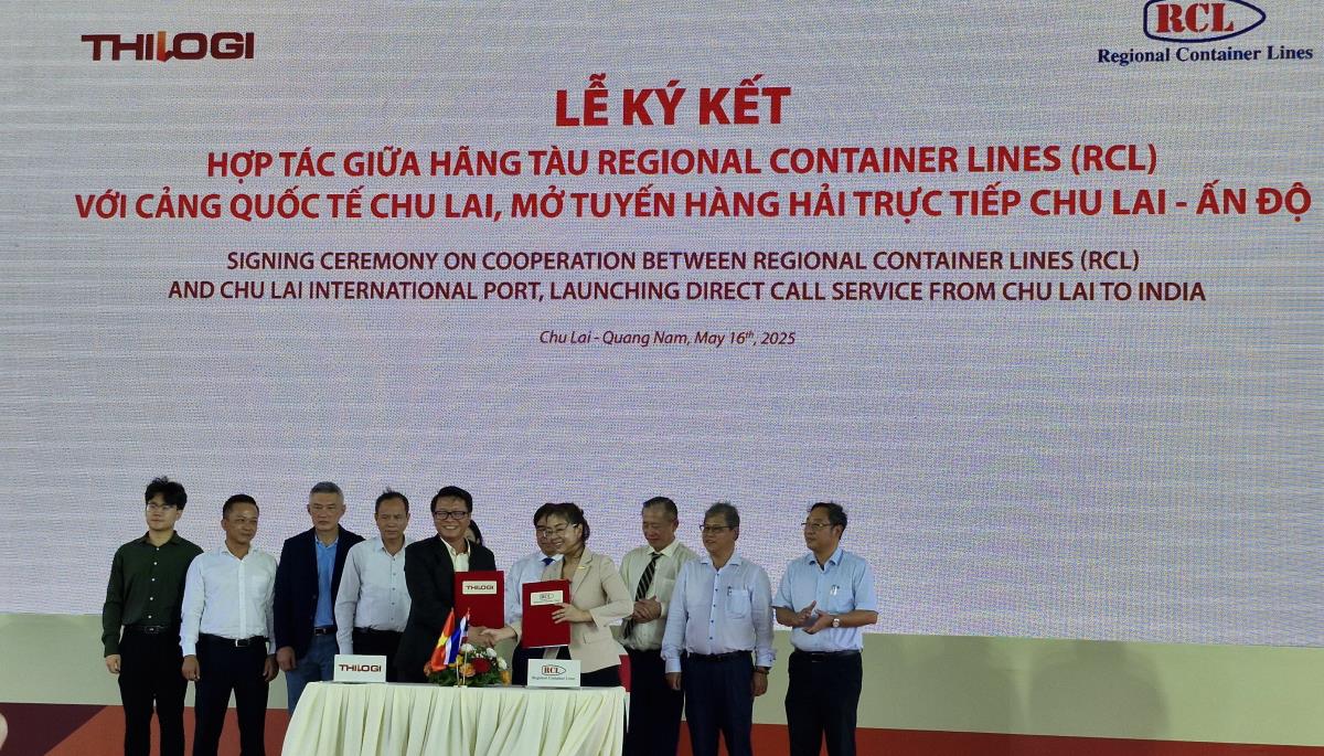 Ông Lê Văn Dũng - Chủ tịch UBND tỉnh Quảng Nam phát biểu tại buổi lễ.