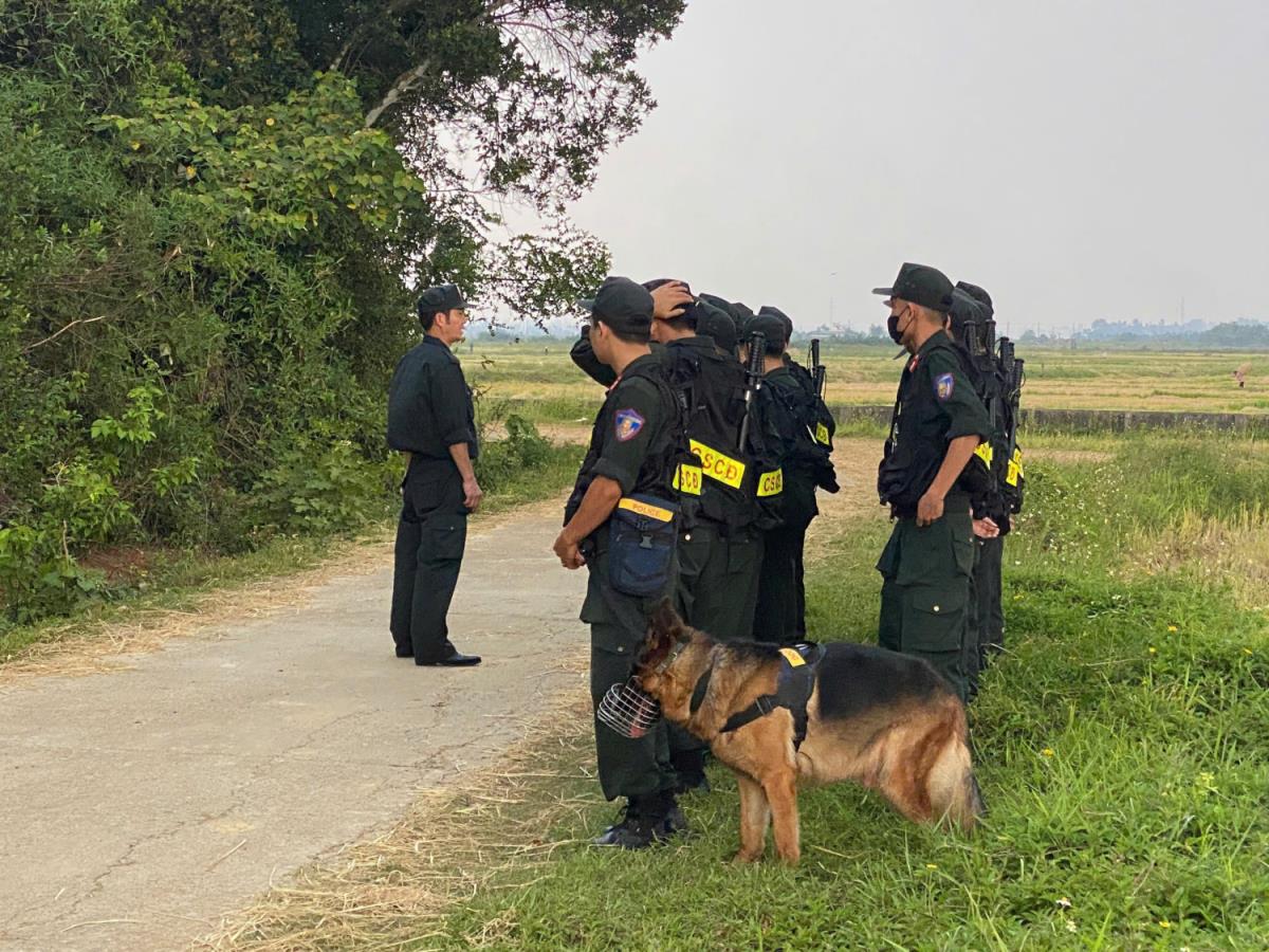 Đối tượng Võ Thế Hùng bị bắt giữ.