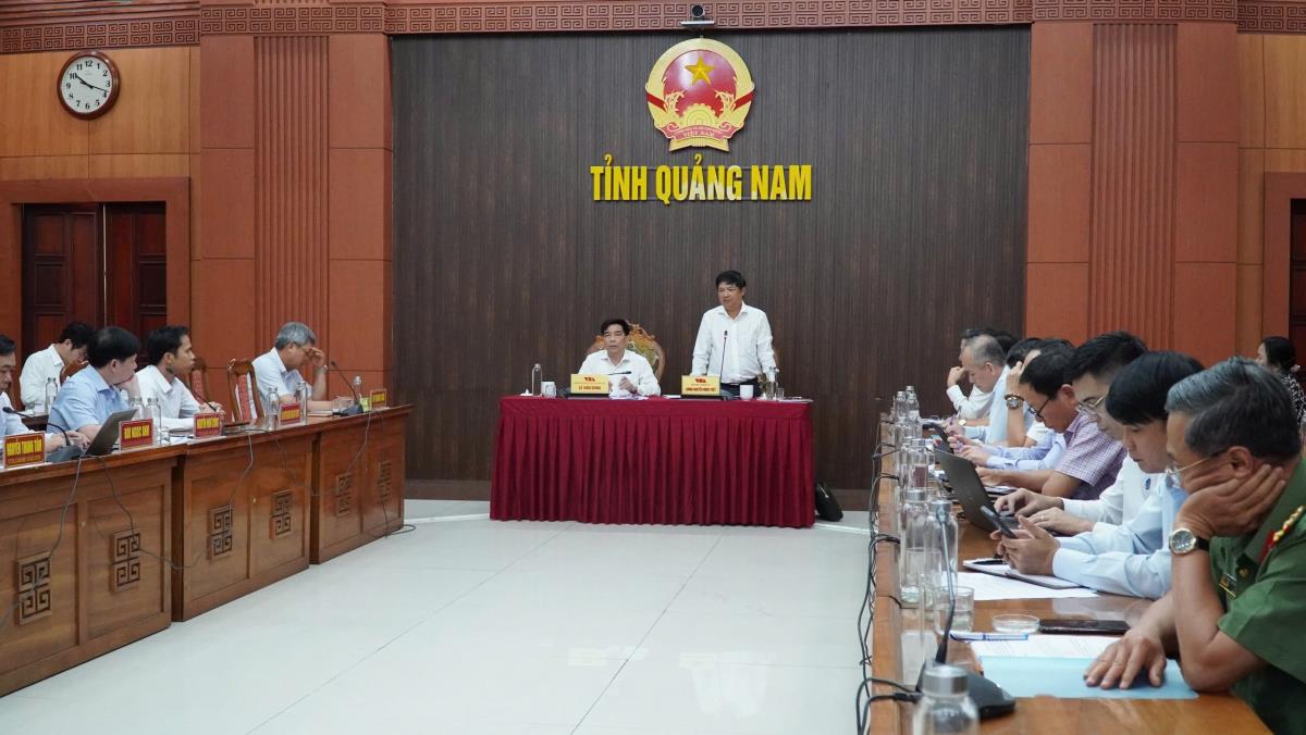 Bí thư Tỉnh ủy Quảng Nam Lương Nguyễn Minh Triết phát biểu chỉ đạo tại phiên họp.