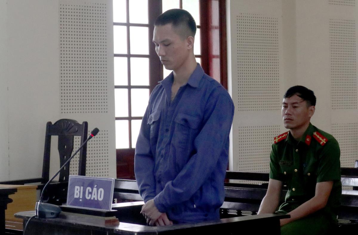 Bị cáo Dương Văn Du tại tòa.