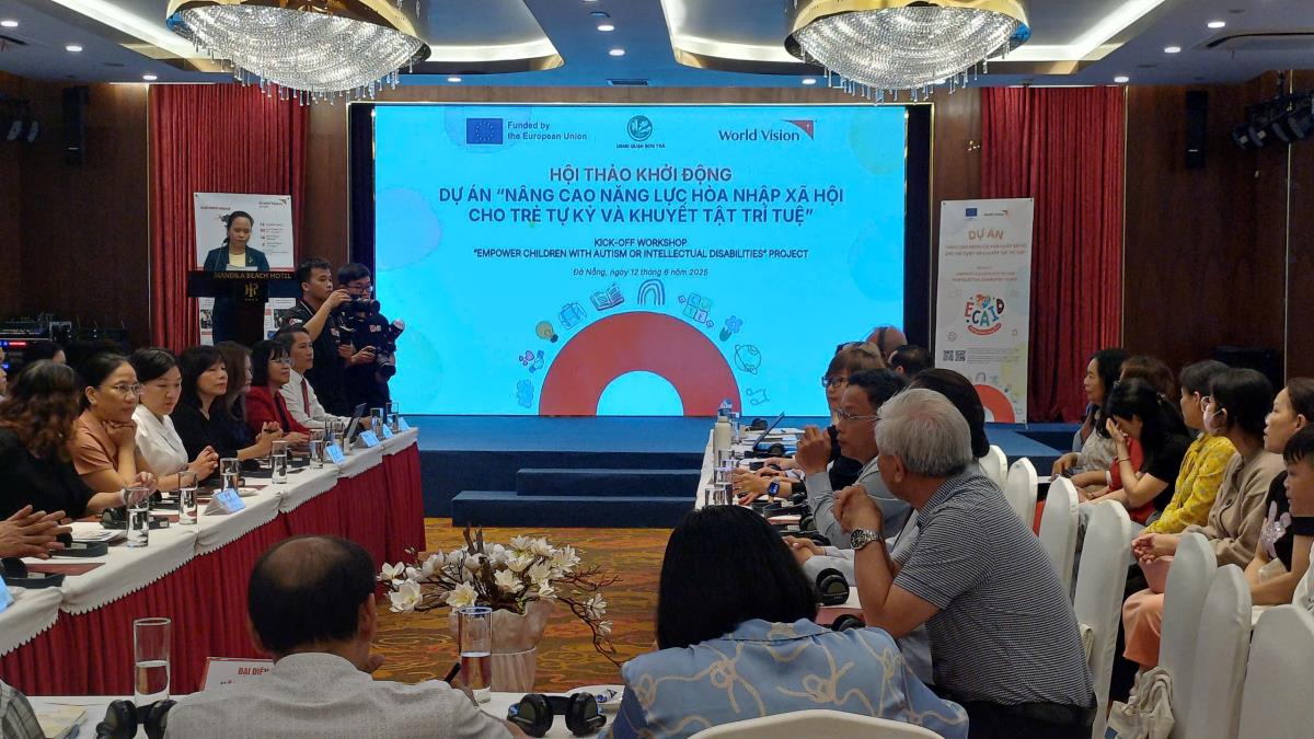 Quang cảnh hội thảo.