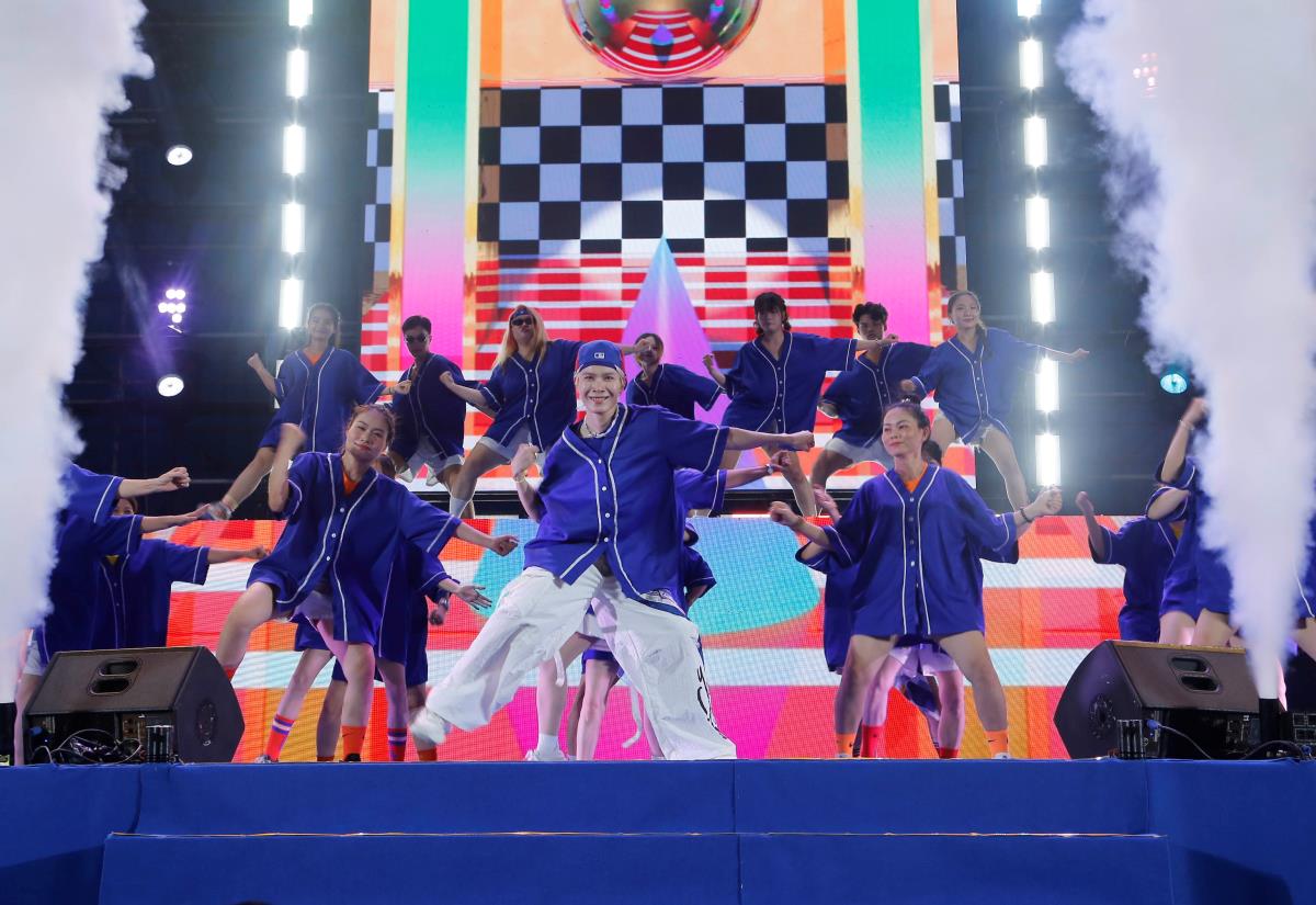 Đại nhạc hội sôi động mở màn lễ hội Tận hưởng Đà Nẵng 2025.