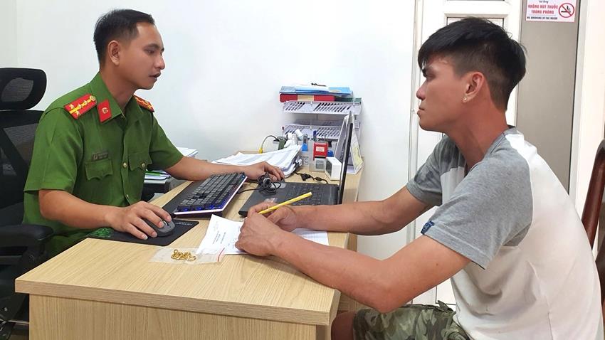 Đối tượng Đặng Văn Thái tại cơ quan Công an.