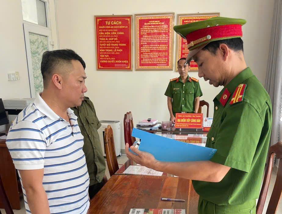 Đối tượng Lê Tiến Dũng bị bắt tạm giam.