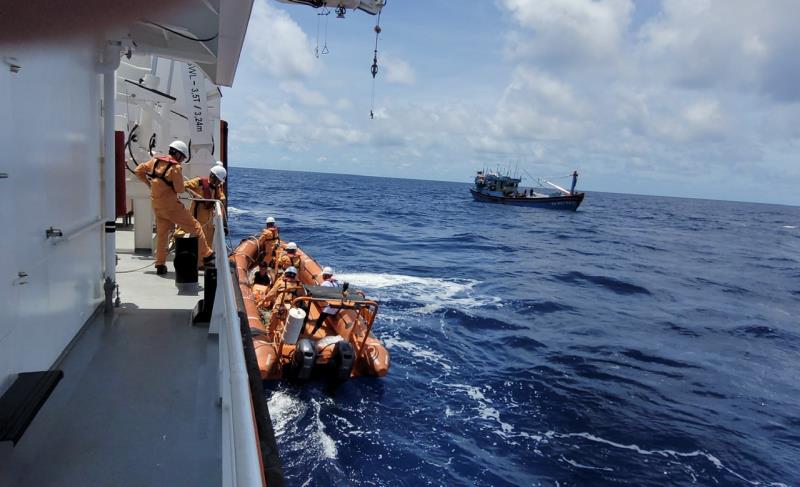 Ông Luỹ nhanh chóng được đưa đến Bệnh viện Đà Nẵng để cấp cứu, chữa trị