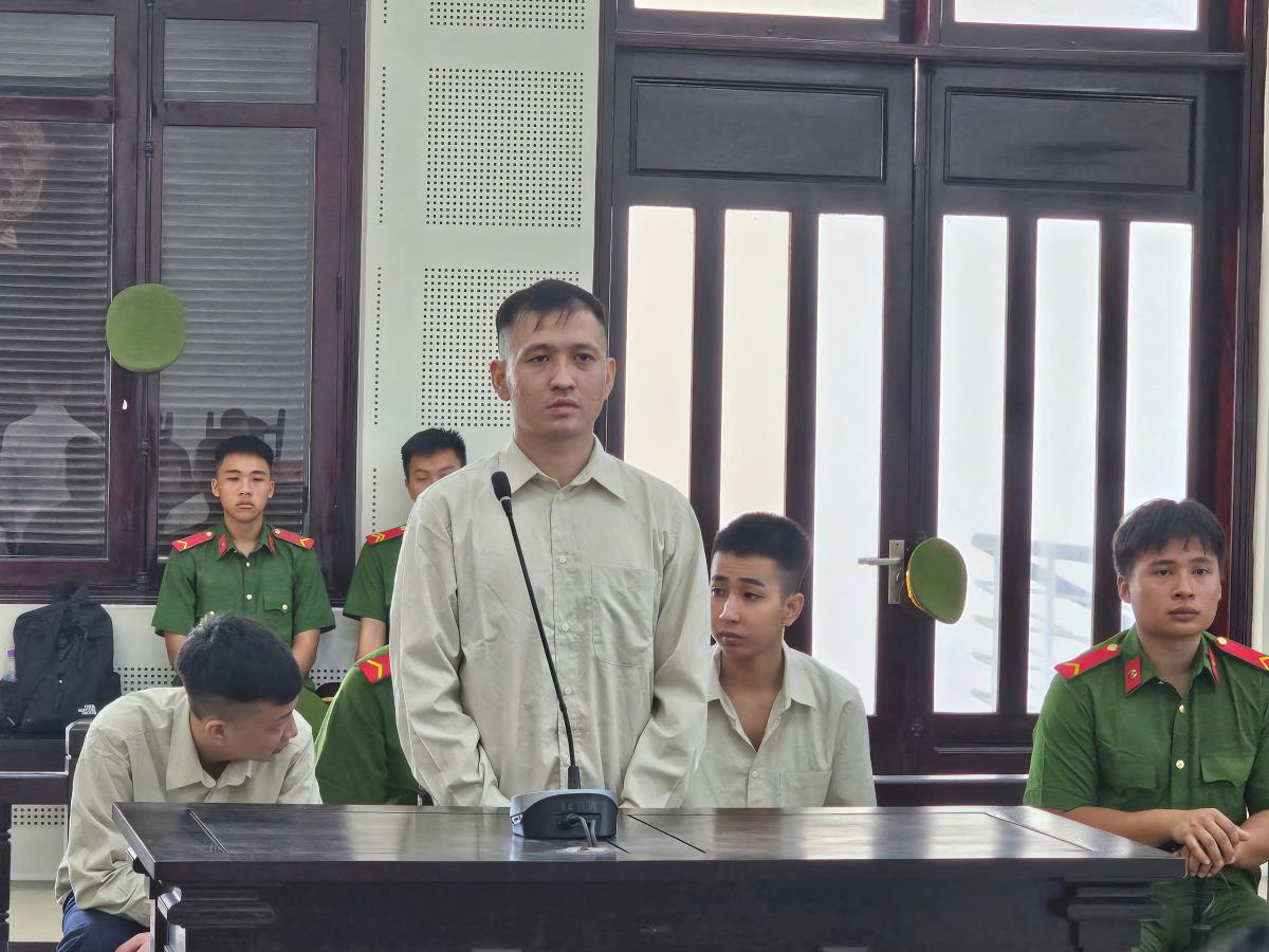 Bị cáo Tuyến tại phiên tòa xét xử.