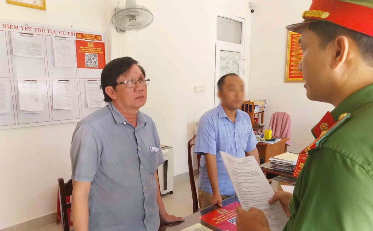Đối tượng Võ Xuân Hiếu thời điểm bị khởi tố, bắt tạm giam.