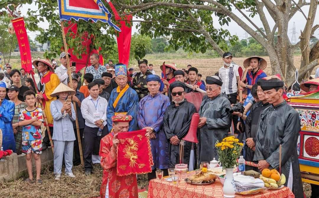 NCT thôn Phong Nam (xã Hòa Châu) tái hiện nghi lễ cổ truyền, góp phần xây dựng hiệu quả Đề án “Làng văn hóa đặc trưng”.