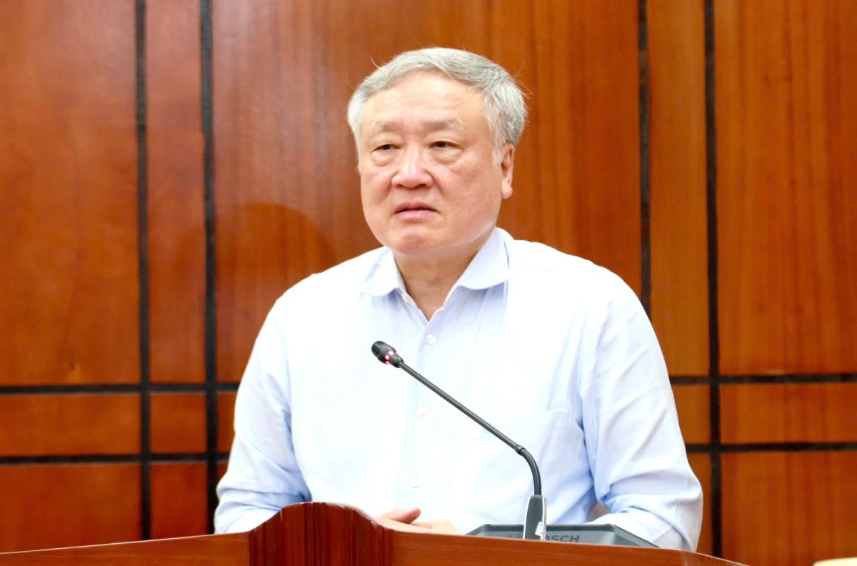 Toàn cảnh buổi làm việc.